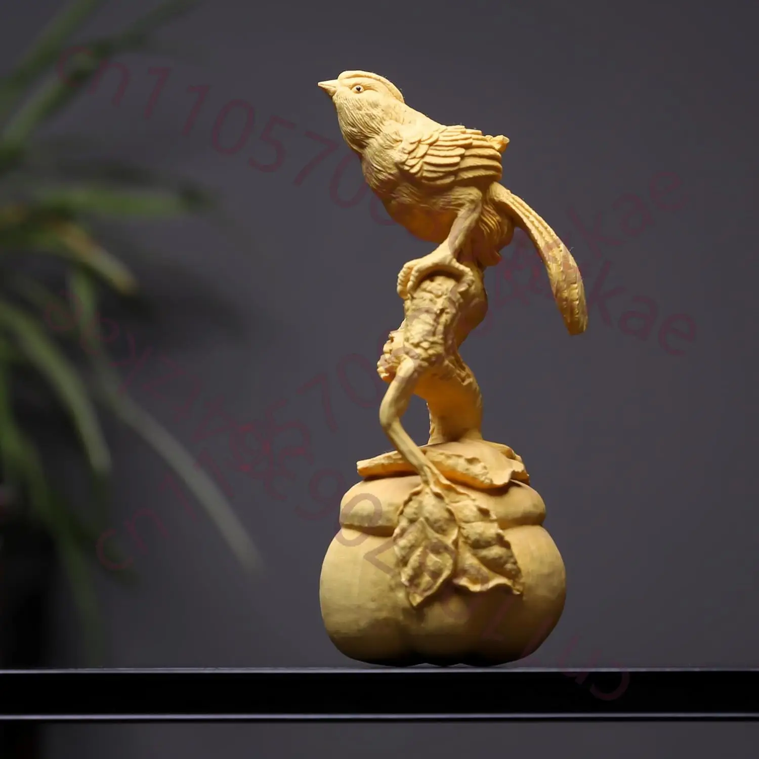 

Деревянная статуэтка сороки ручной работы – скульптура животного, символ процветания и счастья, декор для дома, офиса, рабочего стола