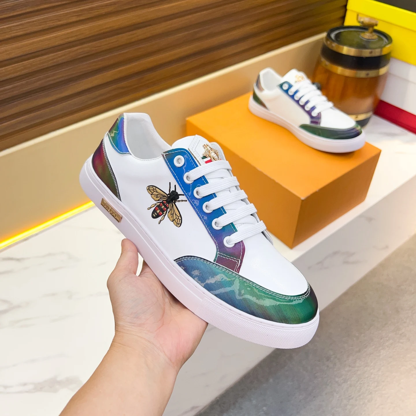 

Handmade cowhide high-quality fashionable casual men's genuine leather casual shoes running shoes and lace-up sports shoes