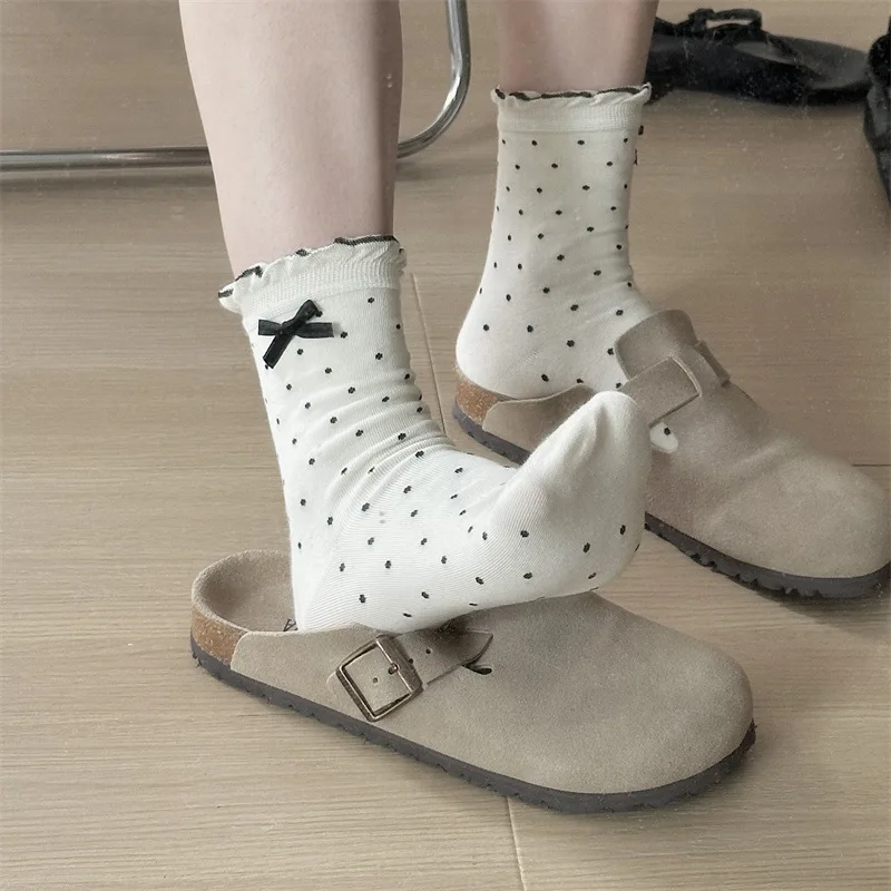 1/3 Pairs النساء البولكا نقطة القوس جوارب عصرية وحلوة أنماط الأزهار لينة مريحة كل موسم الجوارب غير رسمية