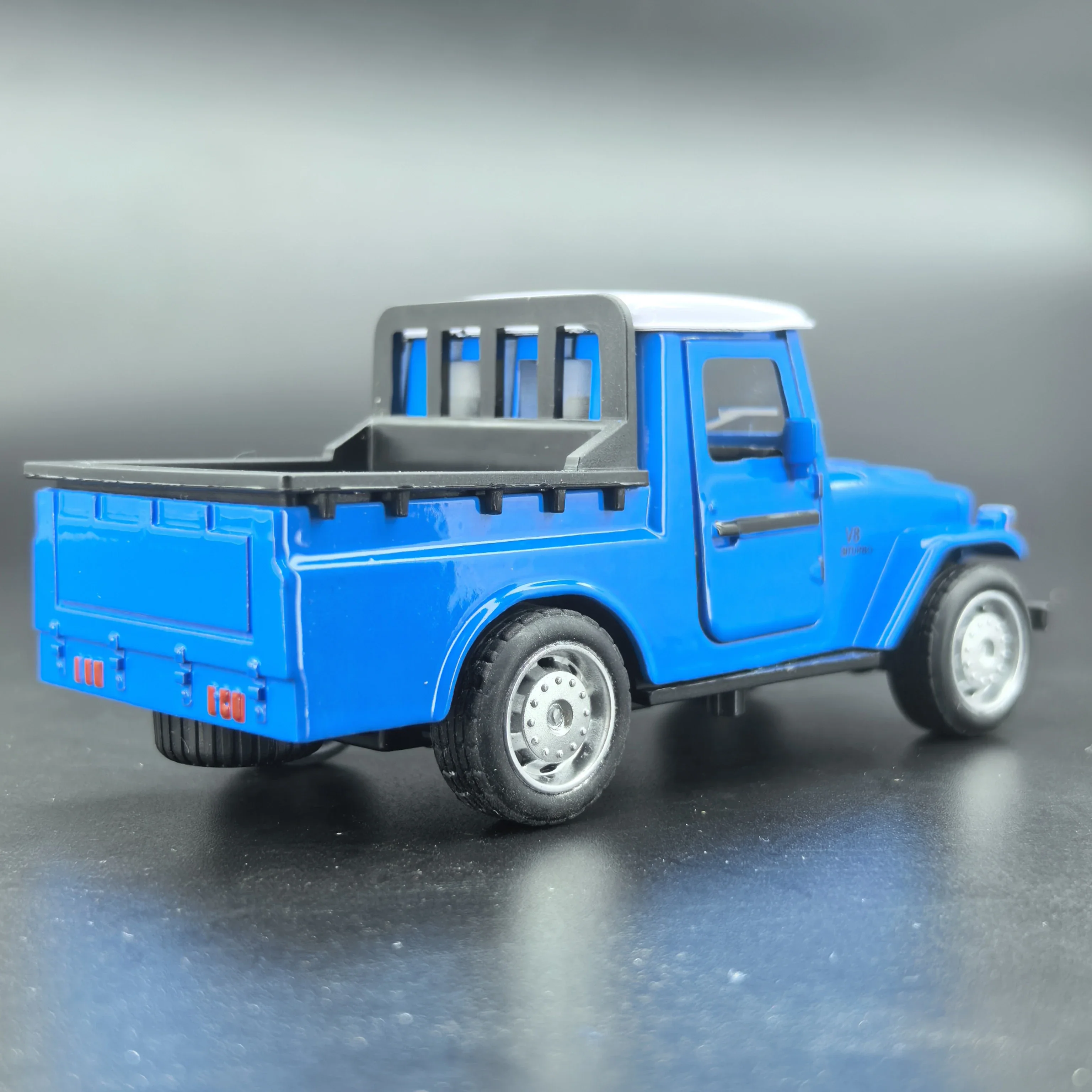 소년용 합금 장난감 자동차 모델 어린이 풀백 리얼리틱 스포츠카 레이싱카 장난감 어린이용 차량 모델