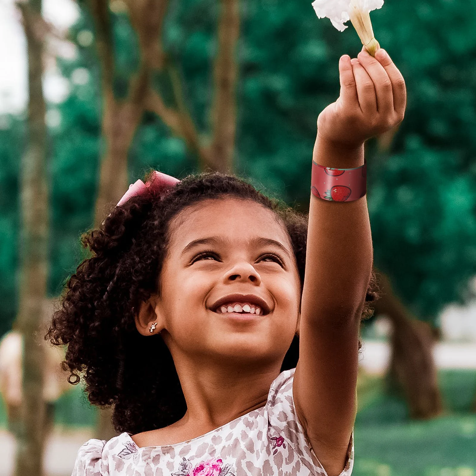 12 pièces Bracelets à claquettes Fruits motif Snap Bracelets été enfants fête cadeau Pvc Flexible étanche décoration pour téléphone eau