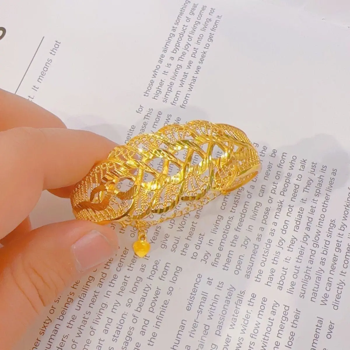 Dubai New Gold Plated Bracelet for Women's Party Jewelry  DD10417