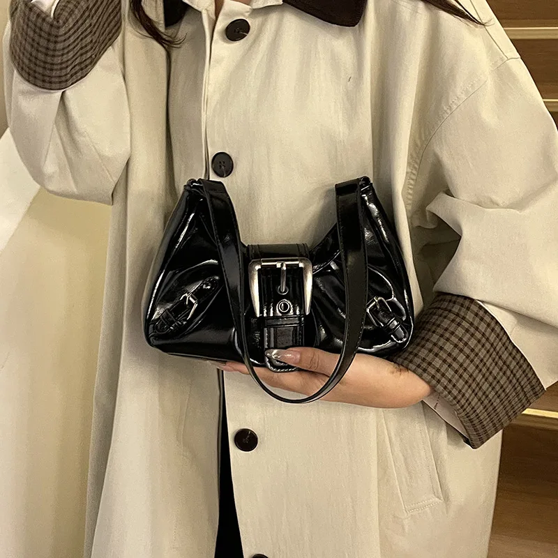 

Retro Biker Style Underarm Bag, Vintage American Baddie Purse, Grunge Top Handle Shoulder Bag, Edgy Casual Commuter Bag