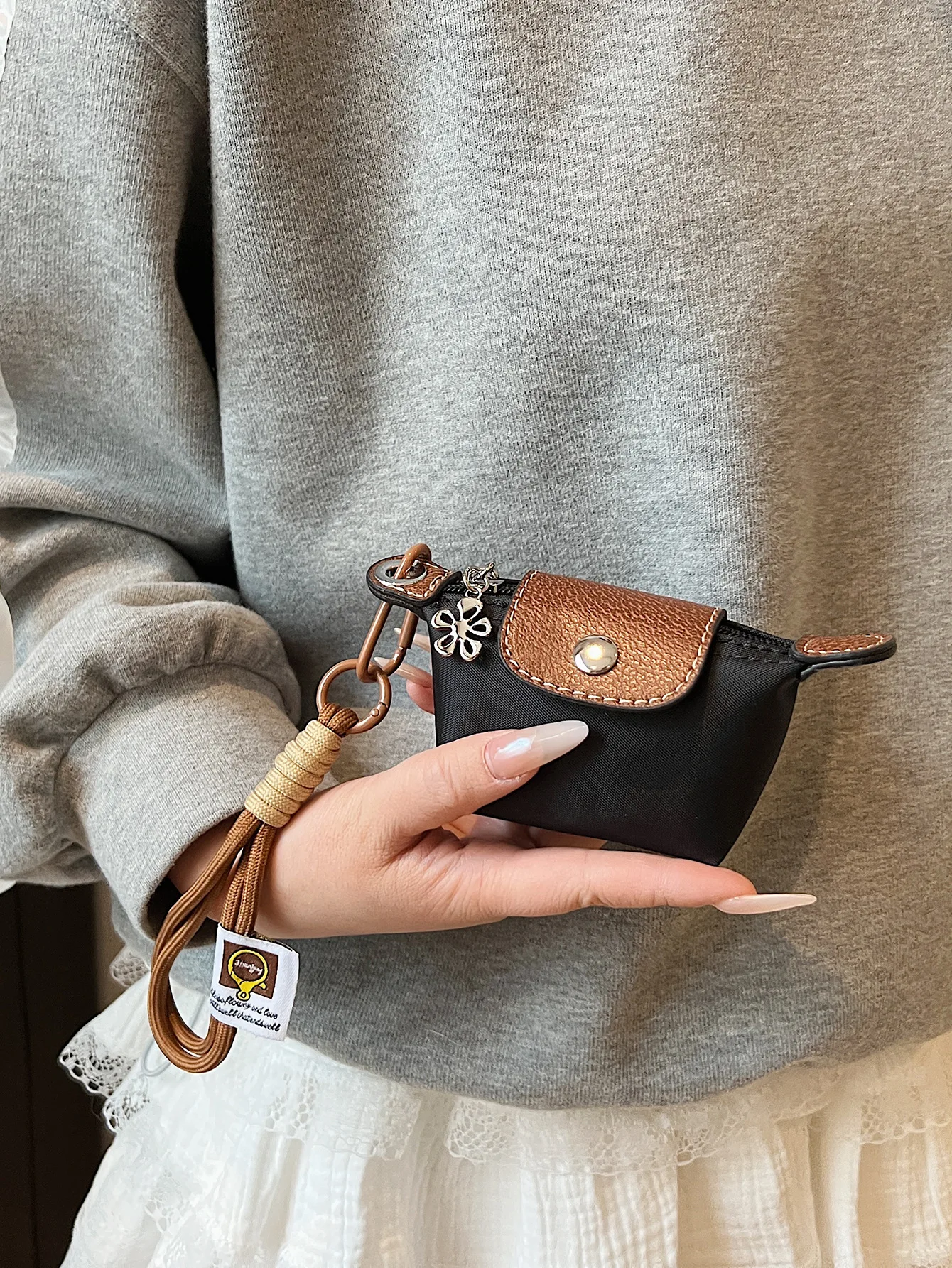 

Hot Selling Exquisite Fashion Mini Handbag Wallet Simple Solid Color Ins Korean Style Storage Makeupbag Girl Women Birthday Gift