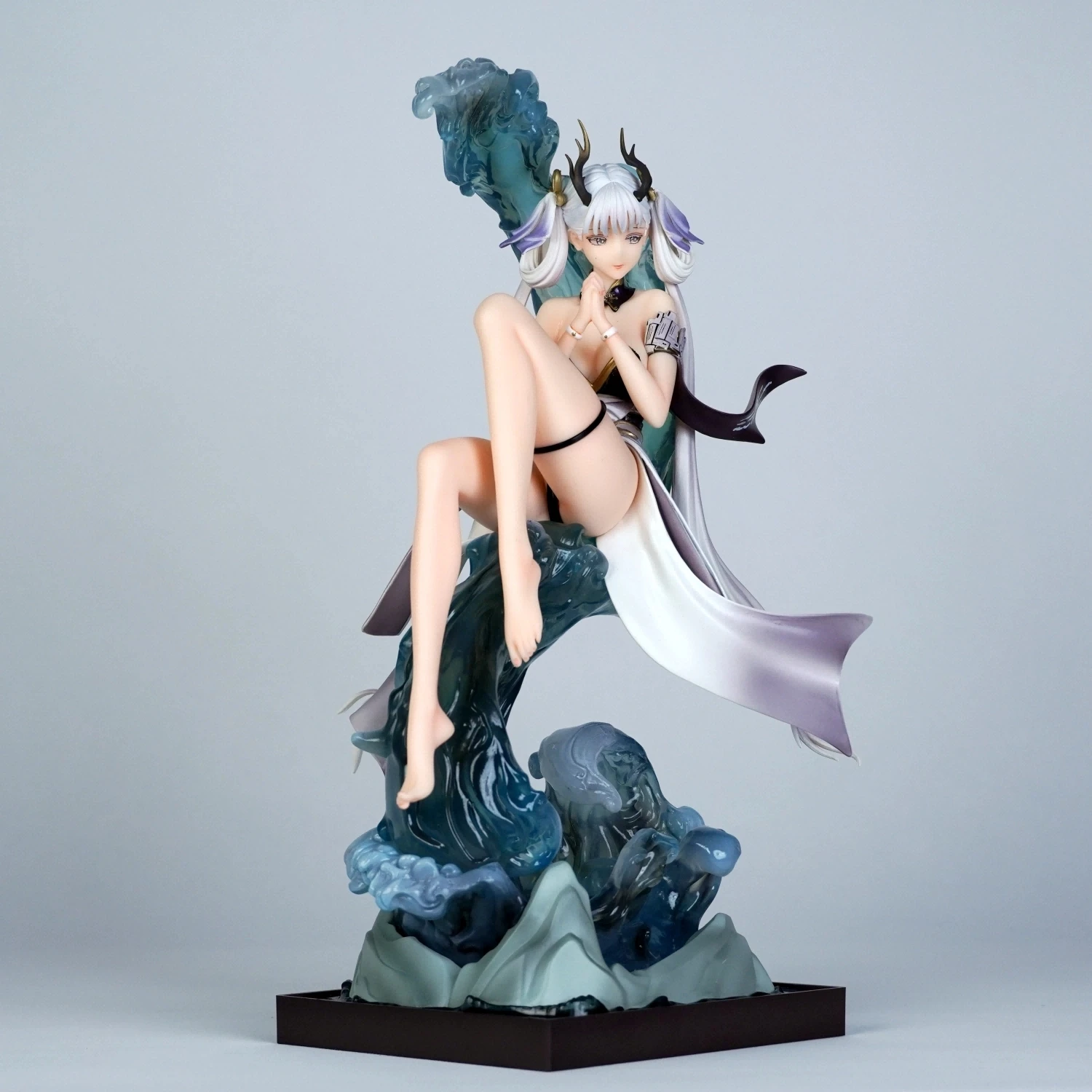 

New 33CM Wuthering Waves Jinhsi 1/6 Limited Figure Dragon Girl Jinxi Halo Studio Style GK Resin Model Desktop Ornament Gift Toy