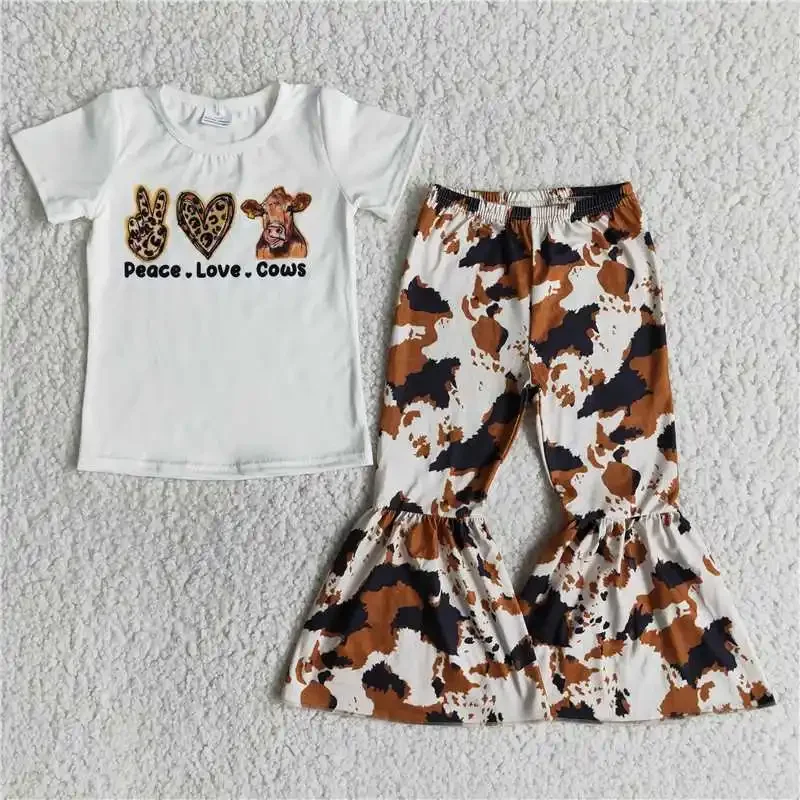 

2022 Spring Children Wear Letters Peace Love Cows White Short T-shrit Girls' Clothing Sets Baby Bell Bottoms Children Wearing