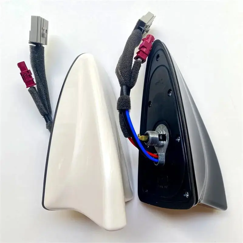 For Hyundai Santa Fe DM IX45 2013-2015 shark fin GPS positioning antenna OEM 962102W000 962102W200 96210-2W200 Shark fin antenna