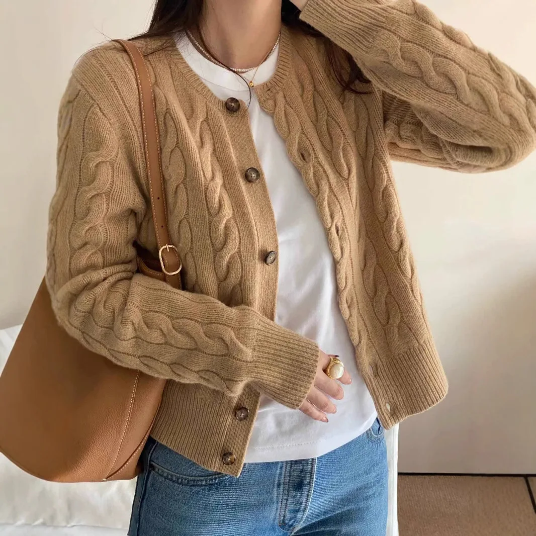 سترة RL Winter 2025 مقصوصة، سترة منسوجة من القطيفة مع تطريز، بلوزة أنيقة متماسكة برقبة دائرية للنساء المتطورة