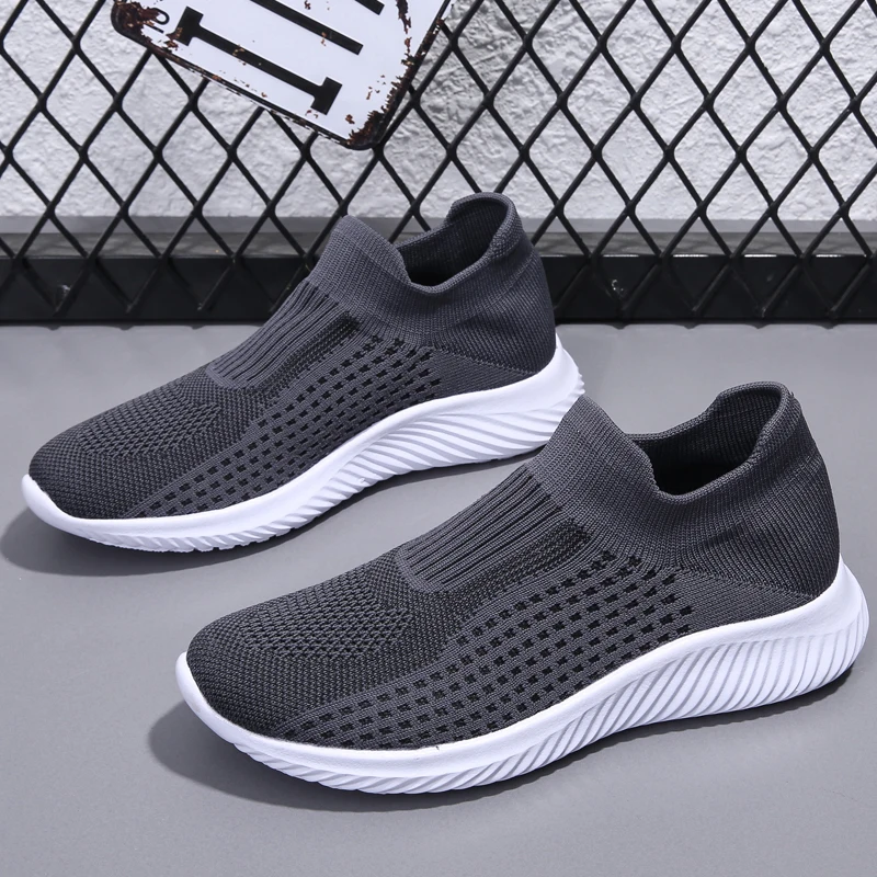 

Men Shoes Sneakers Lightweight Soft Casual Sock Shoes for Men Breathable Walking Shoes Male Slip on Gym Loafers Tenis Masculino