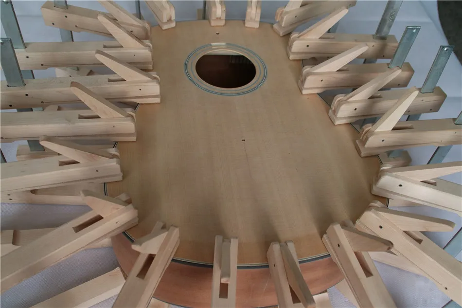 HUATOOL Hartes Ahornholz Eisen Deep Throat Klemme für Gitarre Cello Violine Brücke F-Form Holzbefestigung Holzarbeiten – Detail 3