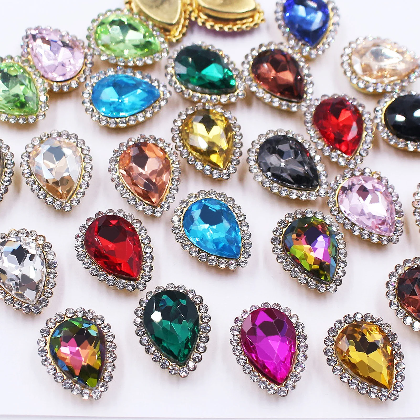

20PCS Gold Base Flower Claw Sew On Rhinestones Shiny Crystals Stones Crafts Garment Decorate Sewing Rhinestones Accessories Gems