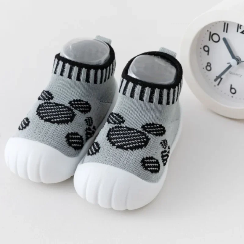 أحذية أطفال للرجال والنساء، أحذية ربيعية وخريفية قابلة للتنفس ونعل ناعم ومضادة للانزلاق للأطفال بعمر 0-1-3 سنوات، أحذية مضادة للركلة