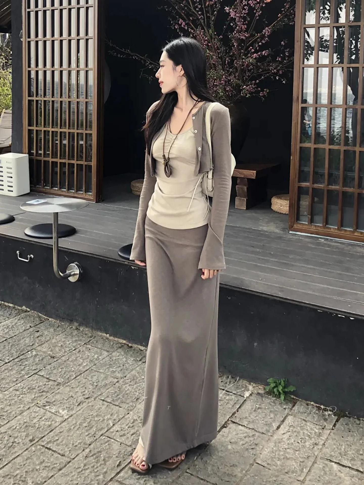 

Ladies' Spring Fashion Set Loose Feel Short Open Cardigan Tank Top Straight Skirt Three-piece Set High Waist Spring Outfit