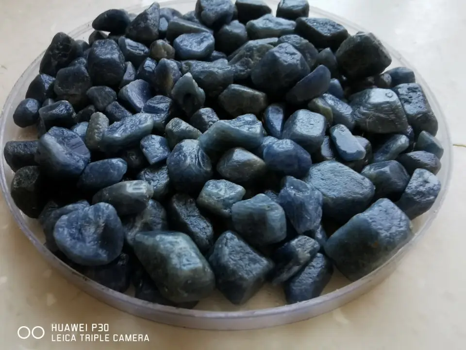 Natural  Blue Sapphire Rough Loose Gemstone 200 Ct Lot