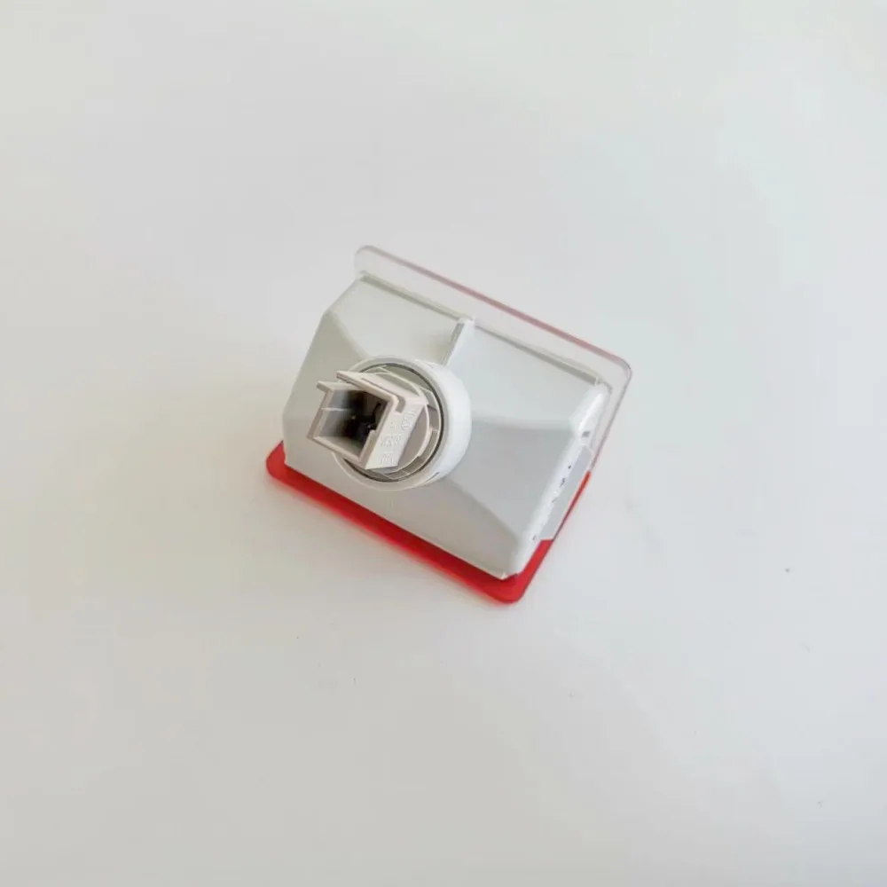 A2218202101 REAR BOOT LID COMPARTMENT LIGHT LENS for MERCEDES GLA W117 E350 E550 A207 2218202101