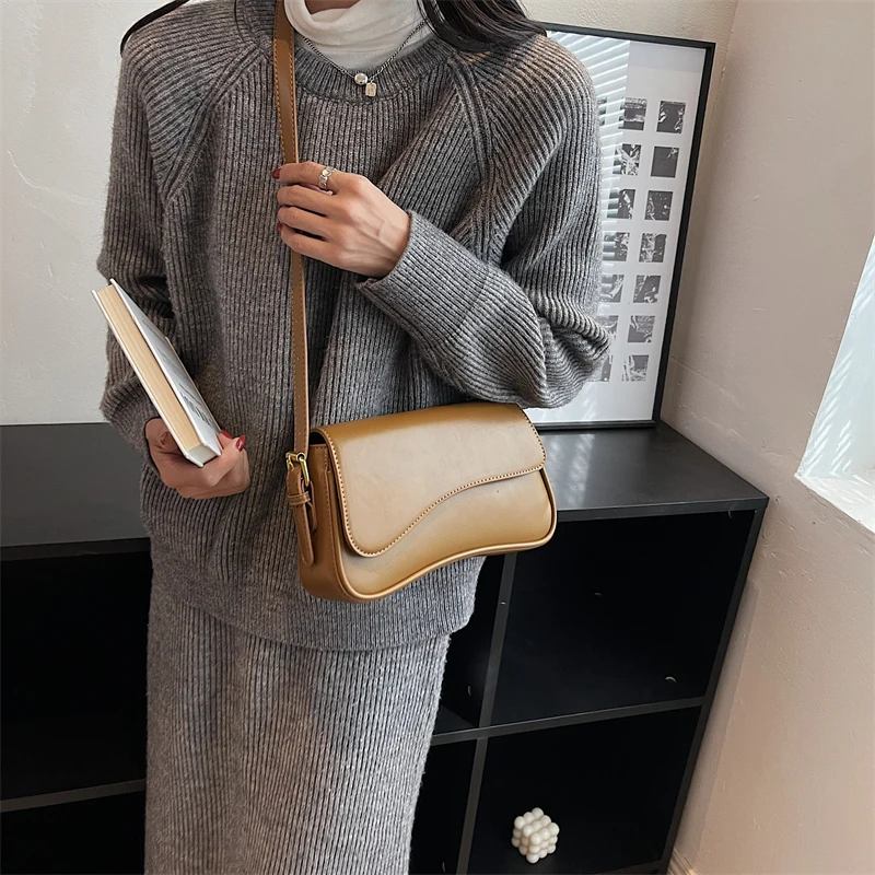 LEFTSIDE Vintage Small PU Leather Flap Underarm Bags for Women 2023 Spring Females Crossbody Bag Armpit Handbags and Purses