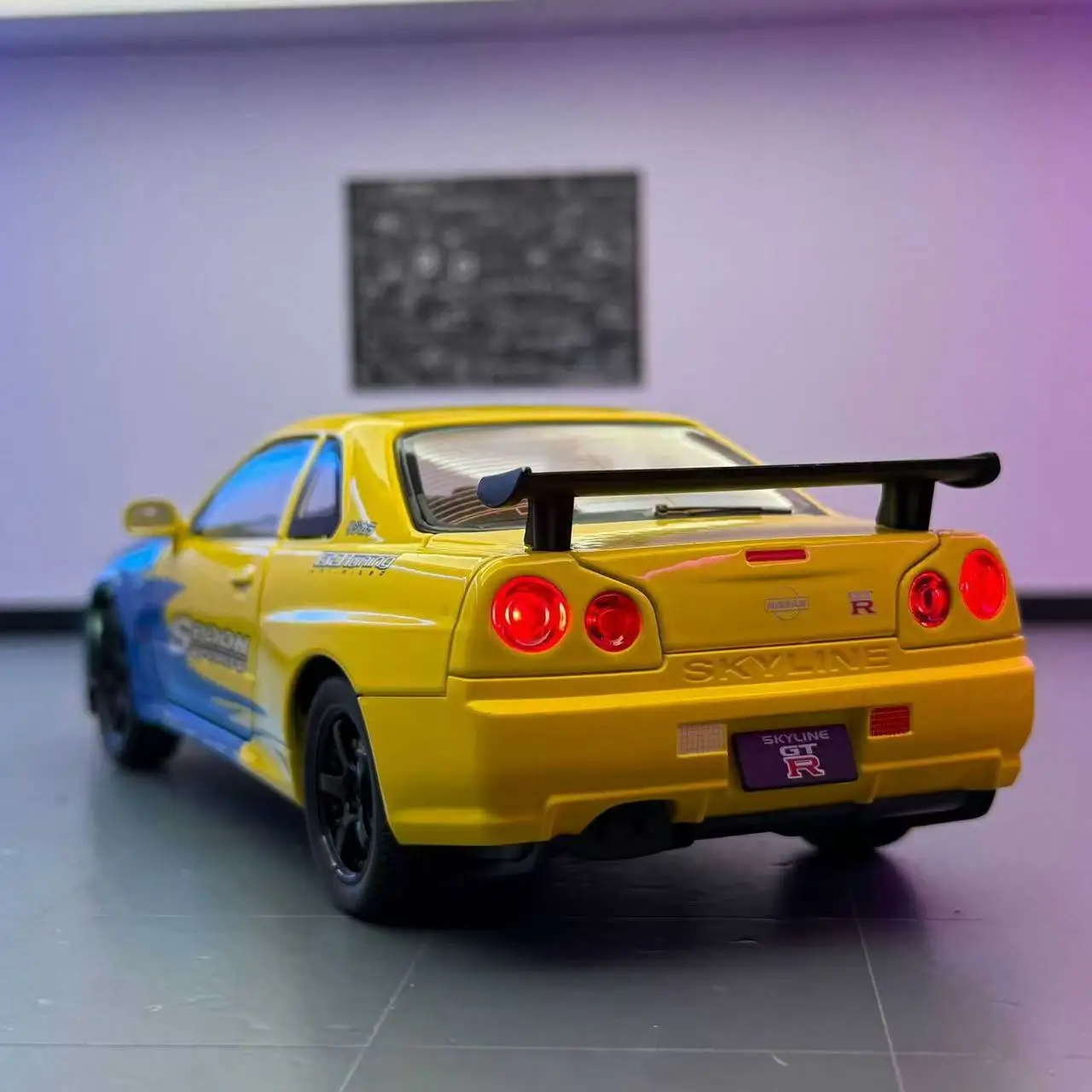 1:24 日産スカイラインアレス GTR R34 合金スポーツカーモデル Diecasts メタルトラックレーシングカー車両モデルサウンドライト子供のおもちゃのギフト