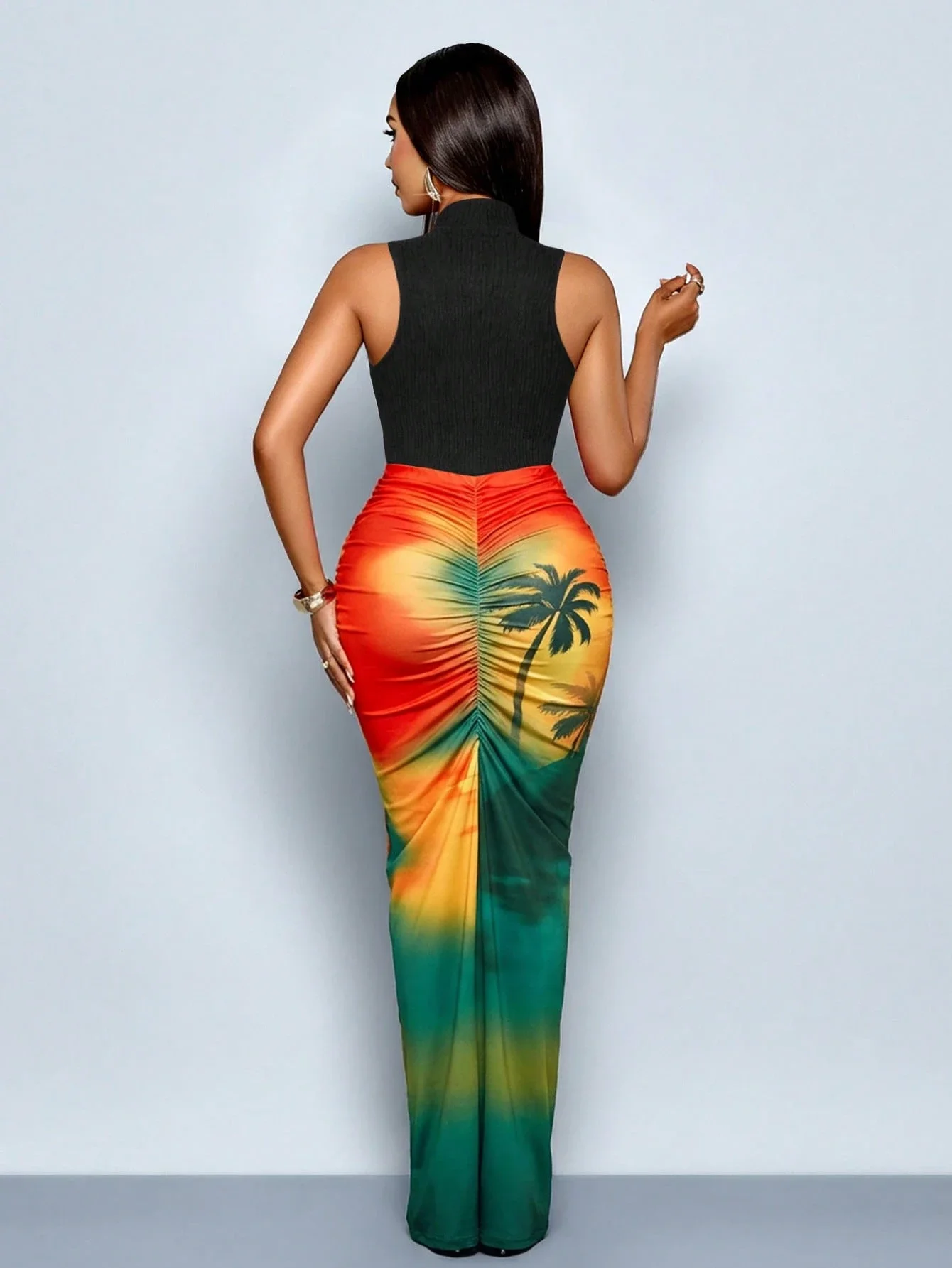 Sleeveless High-Neck Bodycon Maxi Dress With Tropical Palm Tree Gradient Print For Summer Beach Party Vacation