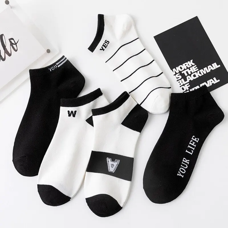 5 Pairs Men's Socks Simple Summer Breathable Low Top Socks Black and White Letter Short Tube Men's Socks