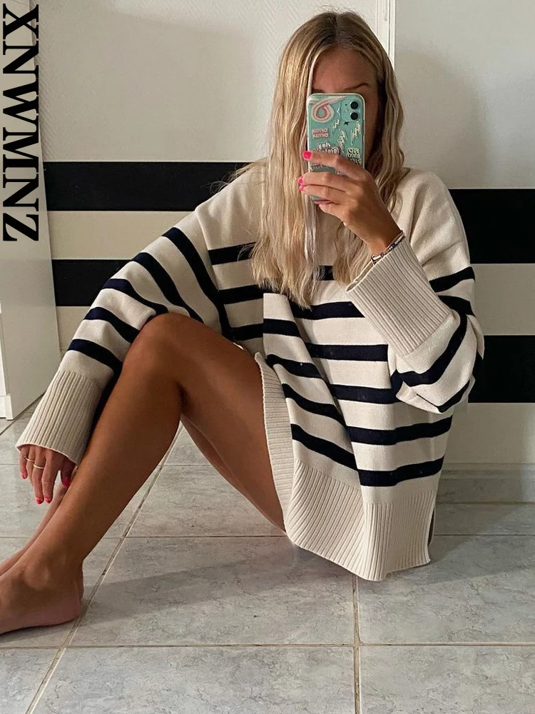 XNWMNZ Women\'s Fashion 2023 Autumn/Winter Stripe Sweater Women O Neck Long Sleeve Side Split Loose Versatile Female Pullover