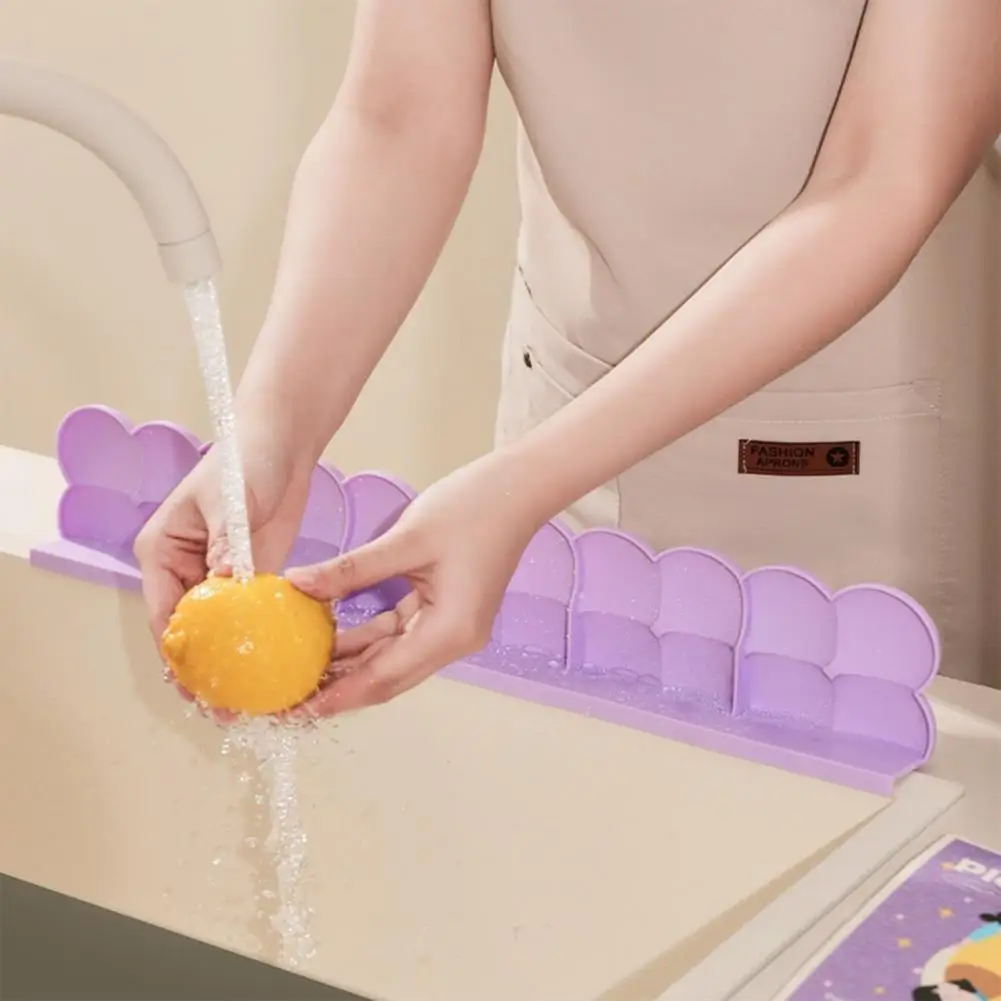 

Kitchen Sink Water Barrier Silicone Sink Splash Guard Non-slip Water Protector Reusable Kitchen Countertop Edge for Anti-splash