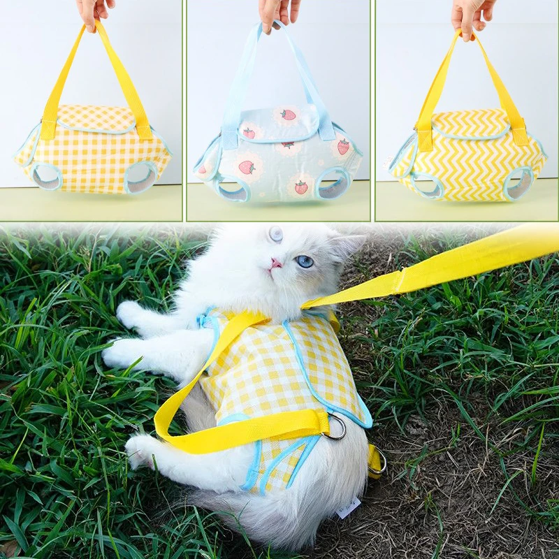 

Breathable Pet Carrier Bag for Small Dogs Cats Exposed Head Design Crossbody Strap with Leg Openings Portable Outdoor Travel Bag