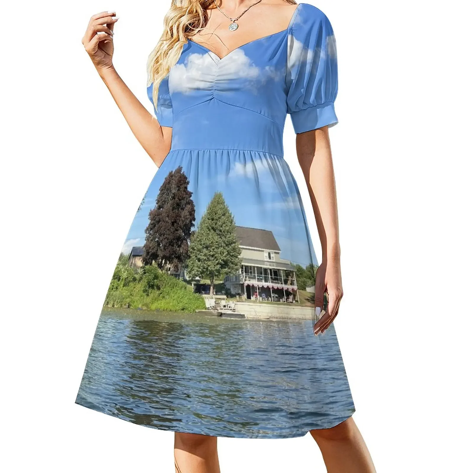 Beautiful lake scene Short-Sleeved Dress women's evening dresses Beachwear