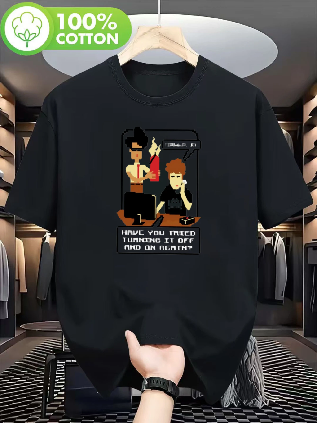 Men's *The IT Crowd* Sitcom T-Shirt  Loose-fit short-sleeve crew neck perfect for IT department geek culture  men clothing