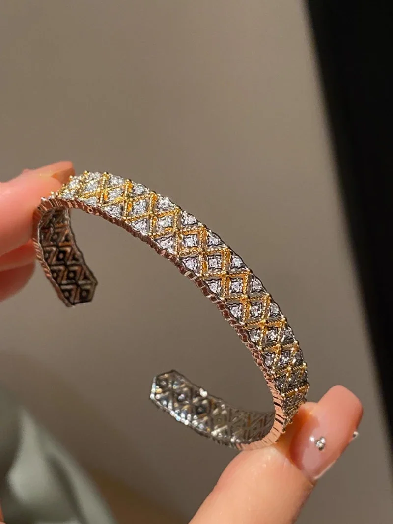 925 Silver Gold-plated French Design Fashion Jewelry Hollow Triangular Zircon Open Bracelet For Women's Party Accessories