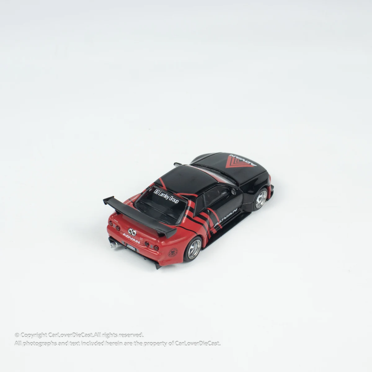 Tarmac Works TW 1:64 Skyline R32 Widebody Advan Druckguss-Modellauto