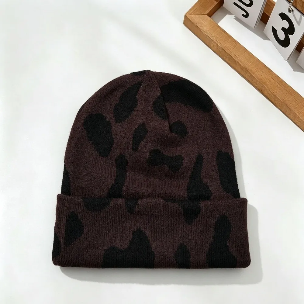 Fashion Thickened Cow Pattern Knitted Hat Keep Warm Ear Protection Pullover Hat Coldproof Elastic Winter Beanie Hat Winter