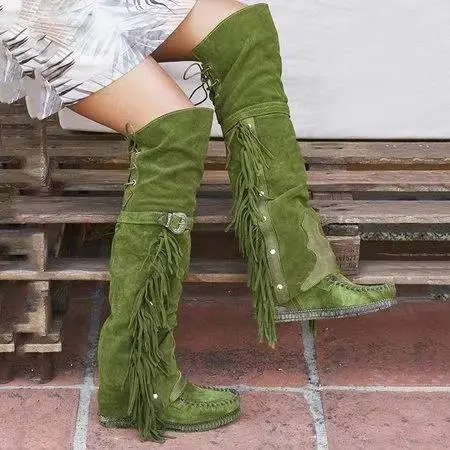 Moda bohemia na altura do joelho botas femininas personalidade étnica bota alta borlas botas de camurça falsa menina fundo plano longo botas mujer