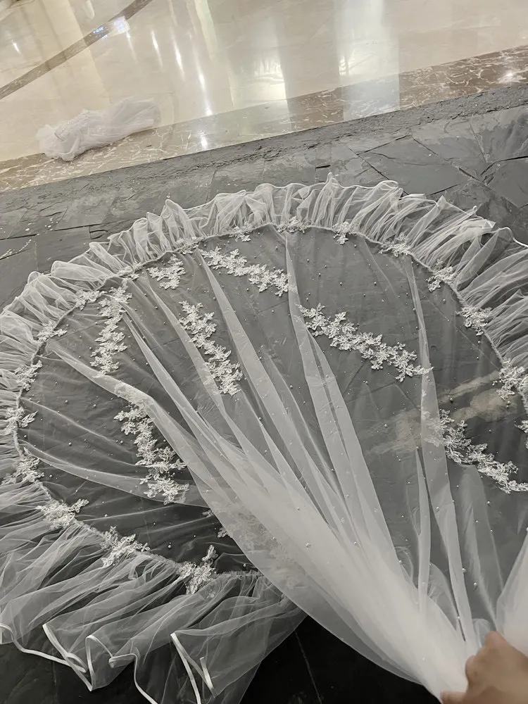 2026-wedding-accessories-for-bride-luxury-cathedral-train-lace-trimming-double-layer-creative-pearl-veil-customized