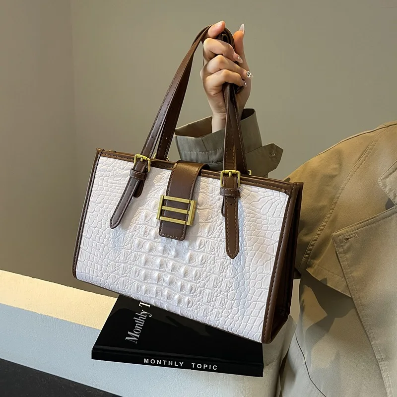 2025 Borsa tote grande da donna alla moda, borsa a tracolla hobo minimalista, spaziosa borsa sotto le ascelle per i pendolari autunnali e l'uso quotidiano