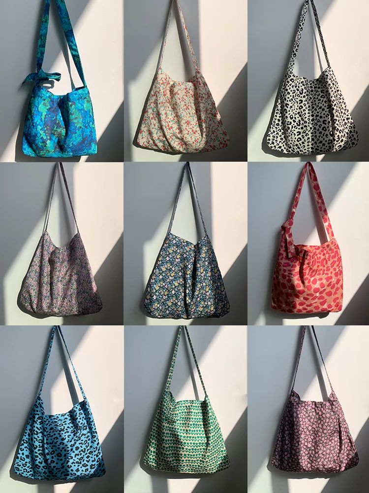 

Faionable Floral Leopard Print Canvas Bag Lightweight Large Capaci Single oulder Crossbody Bag for Students And Women