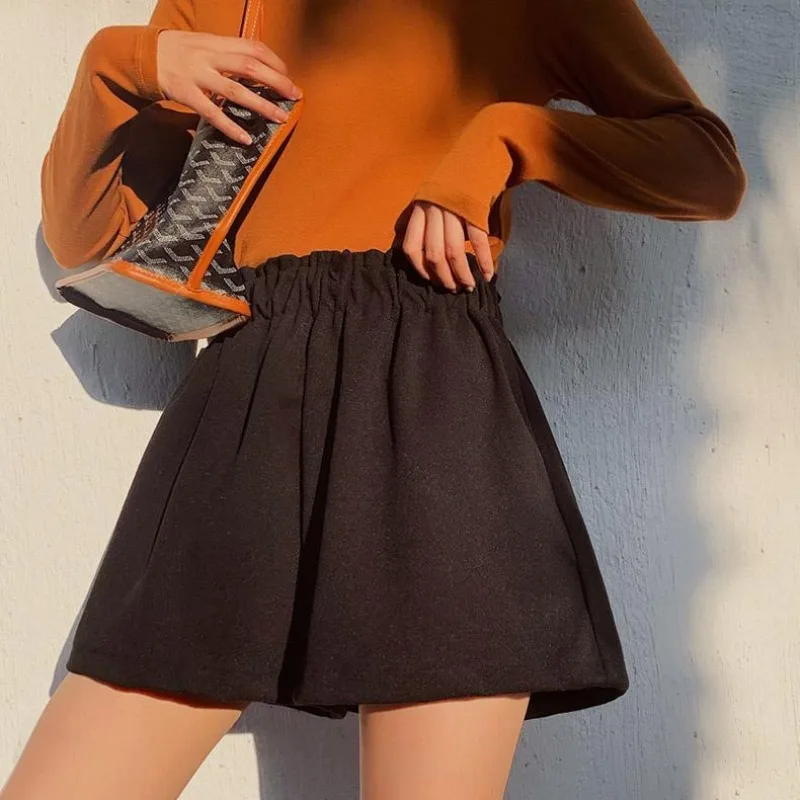 Pantaloncini Donna Autunno Inverno Lana Streetwear Solido Stile coreano Chic Lady Comodo Elegante Vintage Baggy Casual Elastico in vita