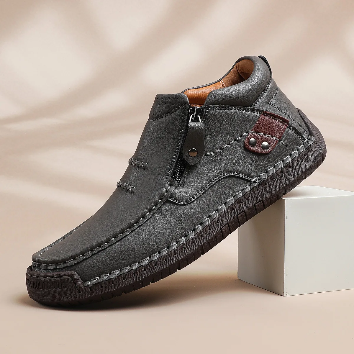 Large Size 38-50 Men's Leather Casual Shoes Hand-stitched High-top Sneakers Outdoor Non-slip Winter Plush Warm Snow Shoes