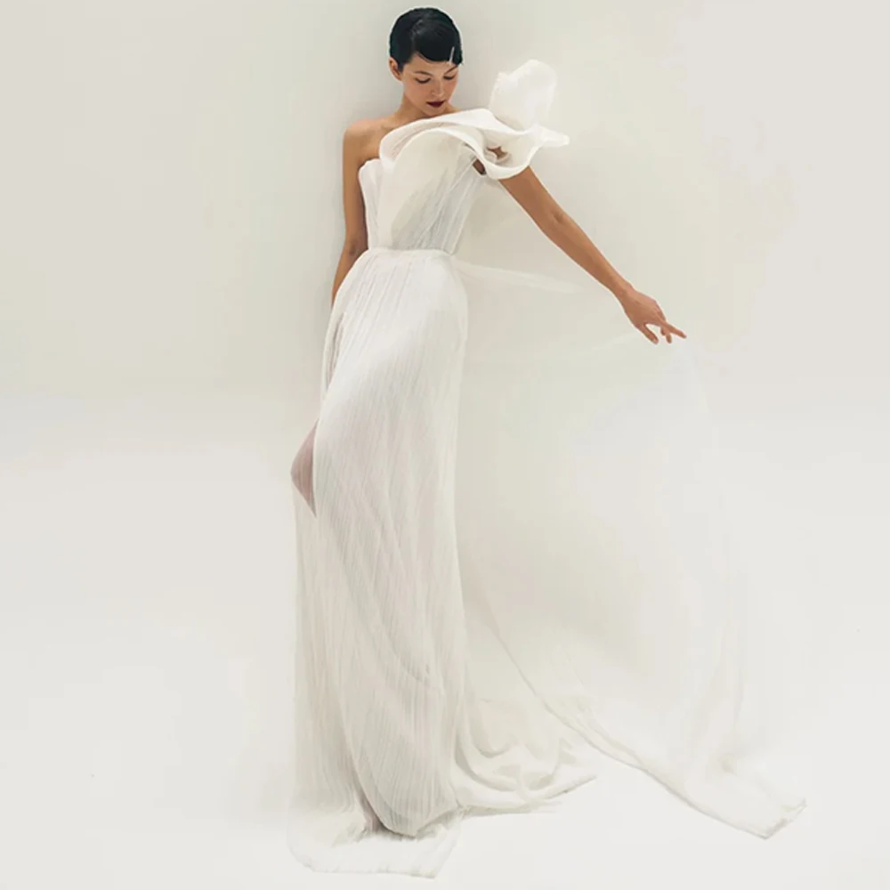 

Bohemian High Split Wedding Dress Simple One Shoulder Sleeveless Customized Evening Dresses Sweep Train Special Occasion Gowns