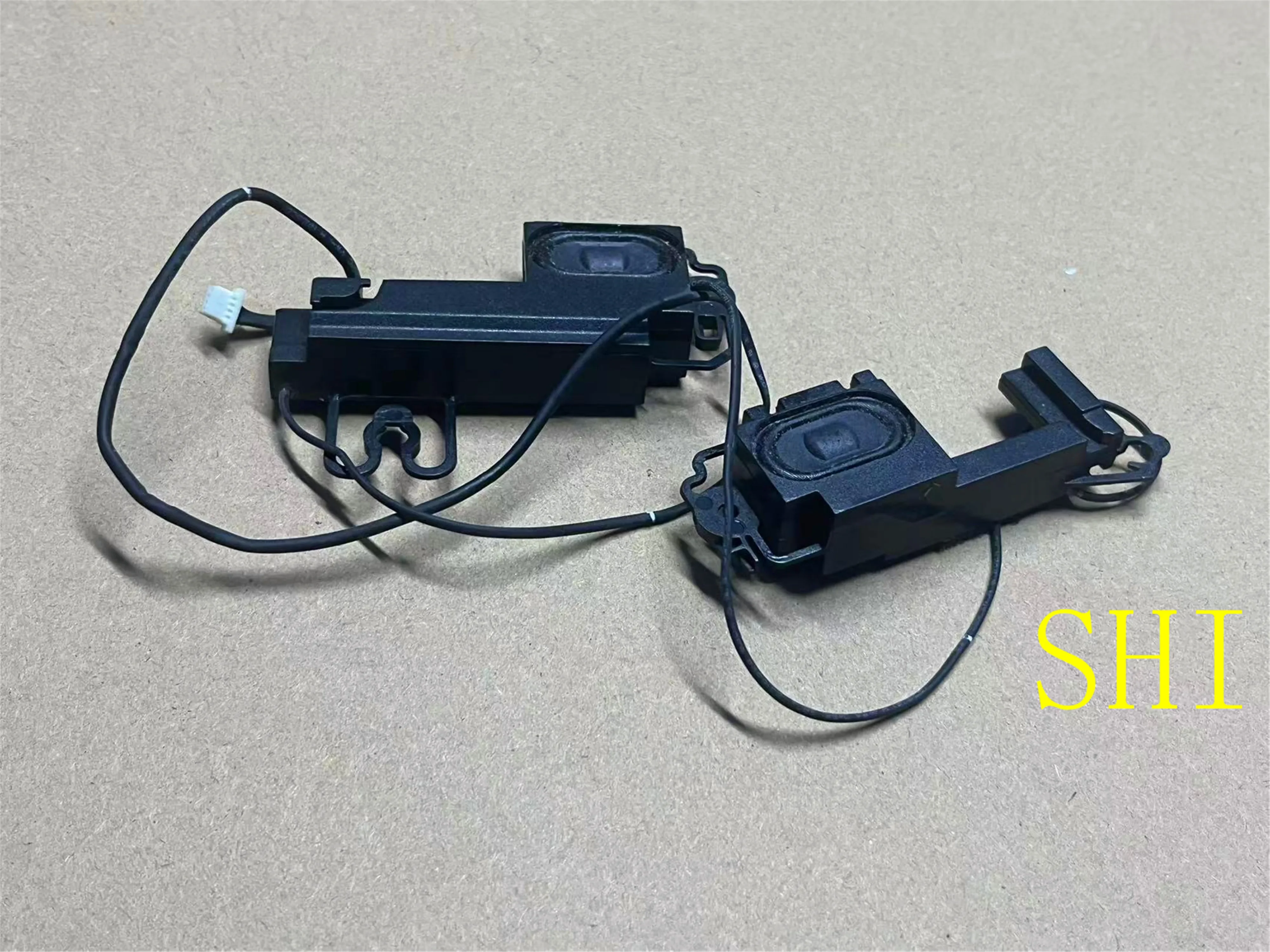 

23.40979.002 Original FOR Dell Inspiron DV15 N5040 N5050 3520 Left & Right Speaker Set 100%Test ok Free shipping