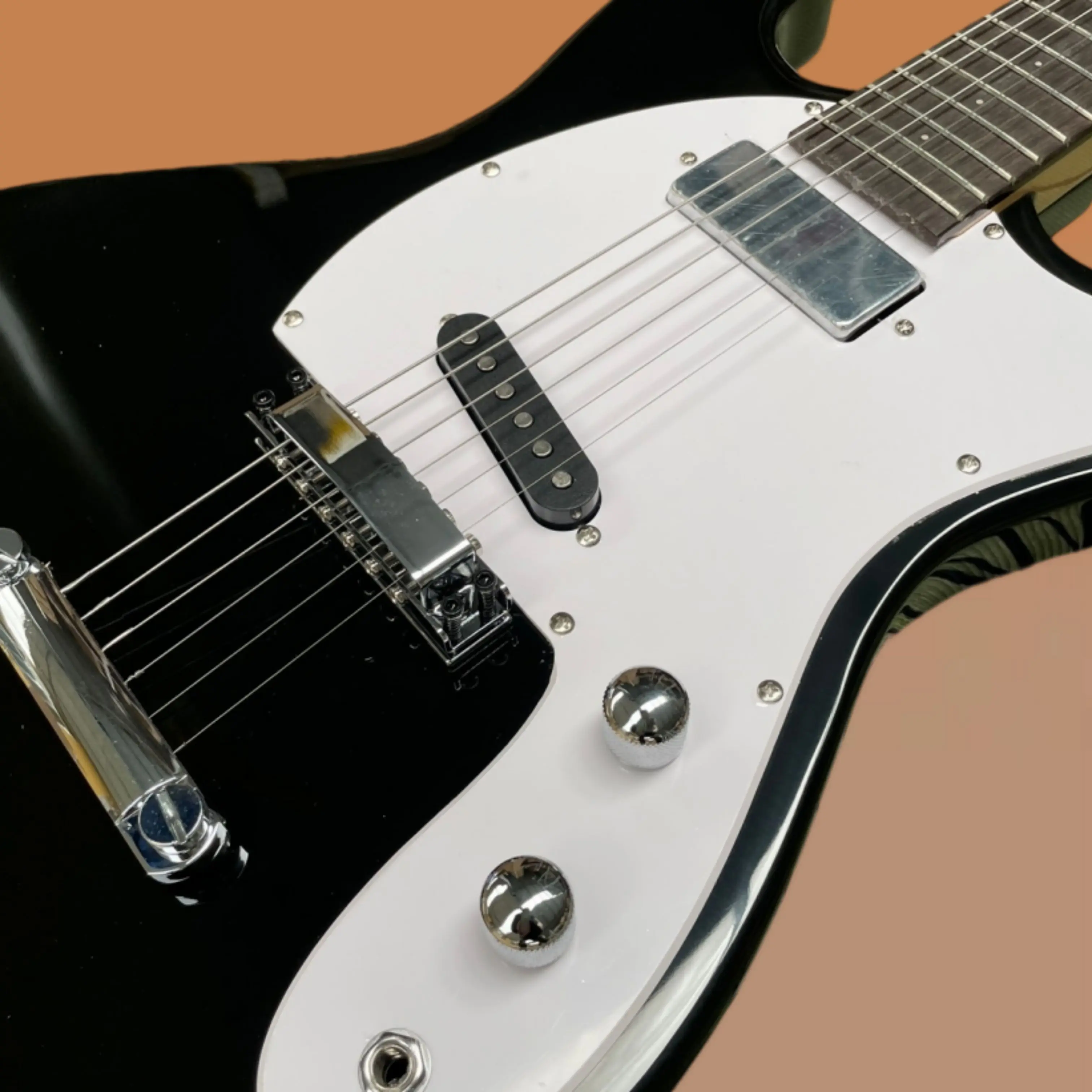 6 String Solid Vintage Style Electric Guitar,Gloss Black Finish,White Pickguard Guitars,Sliver Hardware Stage Display Guitarra