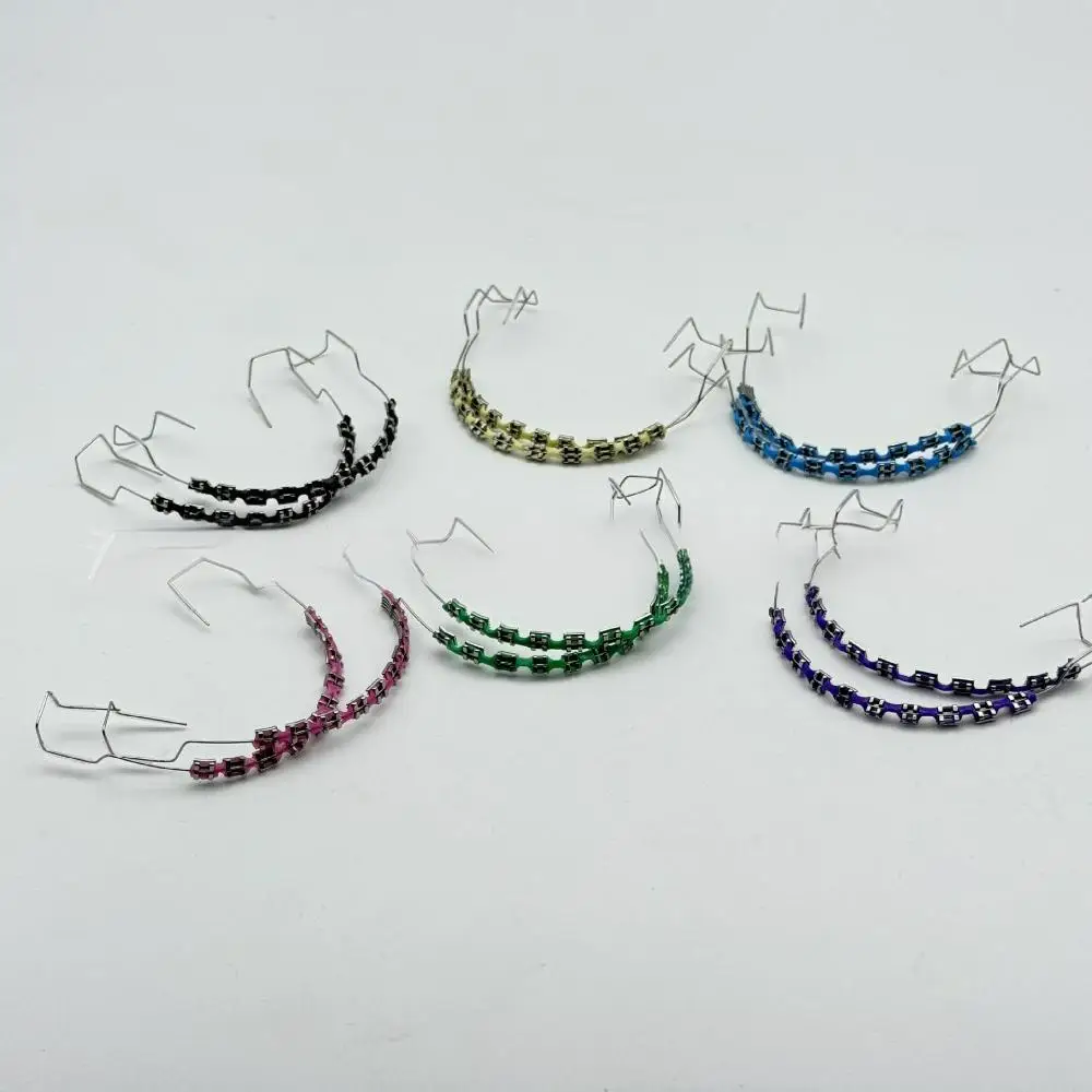

1 Pair Colorful Dental Braces Decoration, Fake Brackets with Metal Wires & Ligature Ties, Temporary Tooth Ornament
