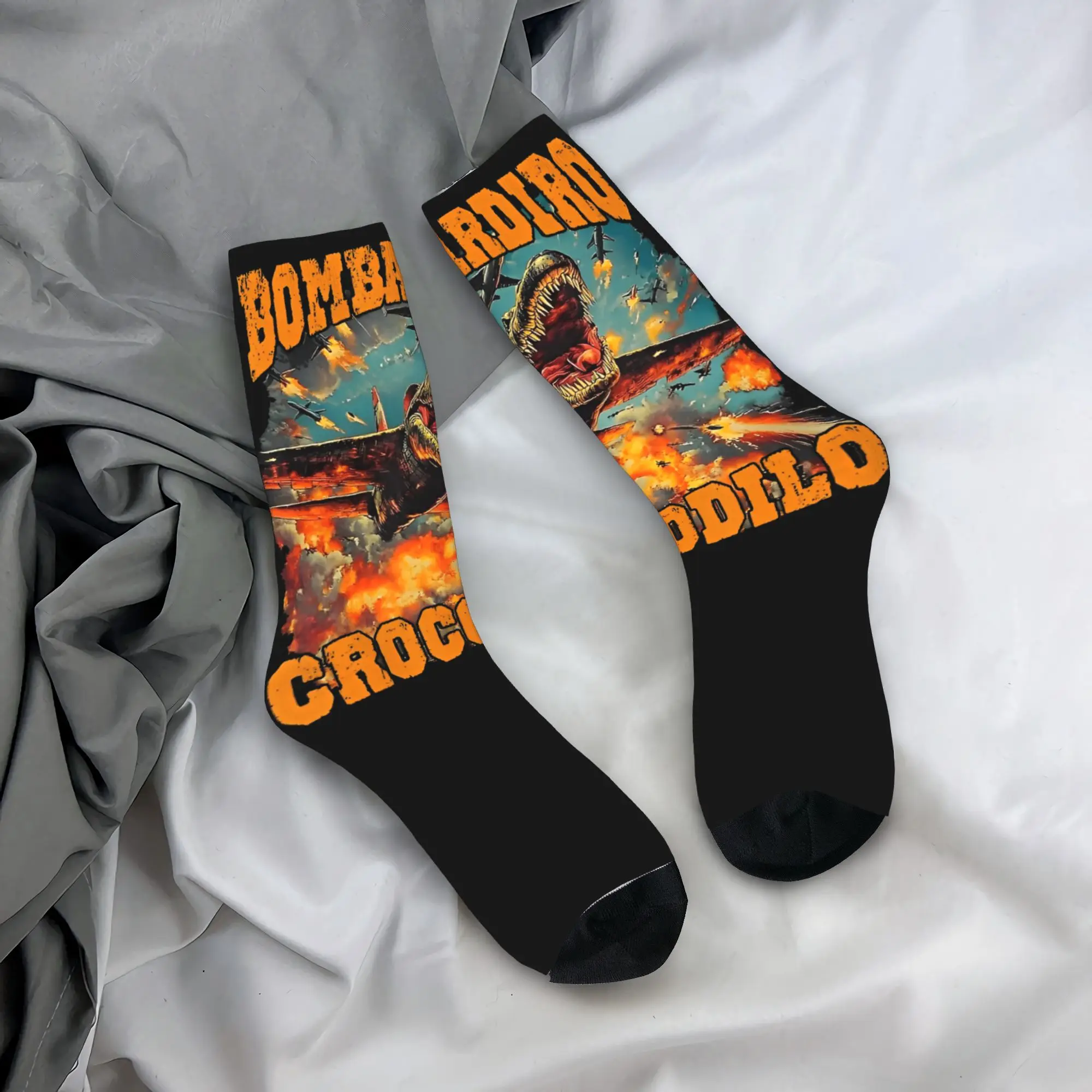 

Мужские носки Bombardiro Crocodilo Fun Brainrot, зимние модные средние мягкие носки, нескользящие носки для скалолазания с принтом