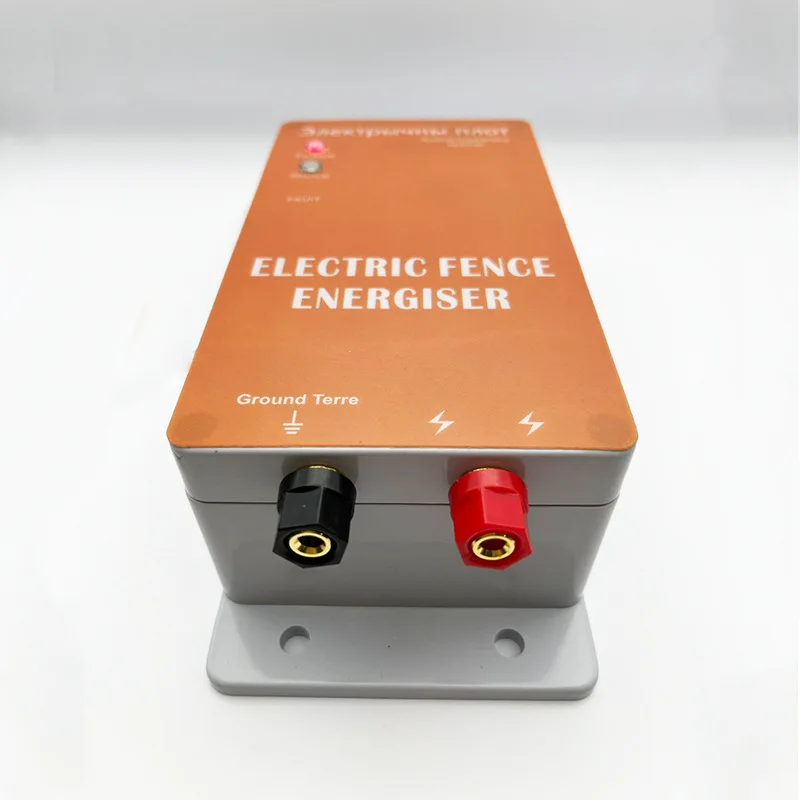 Farm FenceLivestock electronic fence pasture high-voltage pulse electric fence cattle and sheep captive energy amplifier exciter