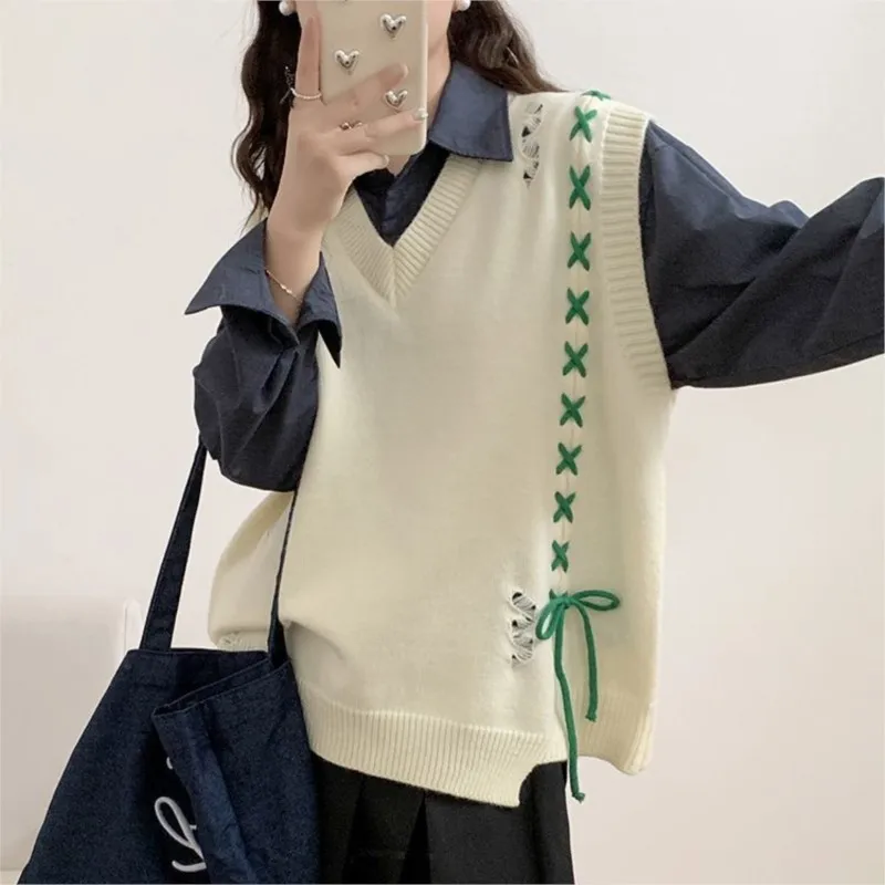 Creative Pregnant Women's Knitted Vest Jacket 2025 New Arrival Maternity Spring and Autumn V-neck Outerwear Sweater Jacket LH161