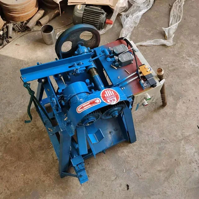 

Wood Rod Threading Machine Mop Rod Broom Rod Tooth Opener Wood Threading Machine
