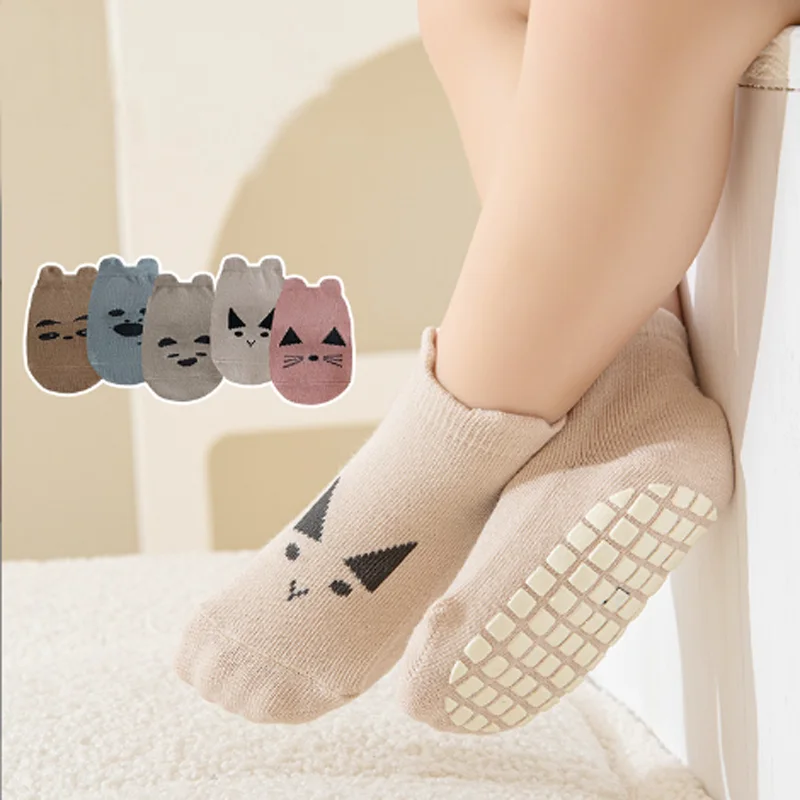 

3Pair/lot New Cartoon Boys' and Girls' Anti slip Children's Socks