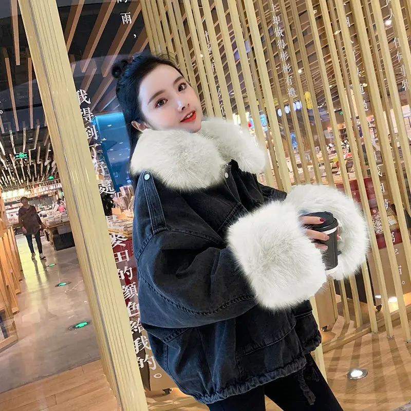 

2024 Korean Version Denim Cotton Jacket With Large Woolen Collar Bat Sleeves Short Thick Cotton Jacket Overcoming Coat For Women