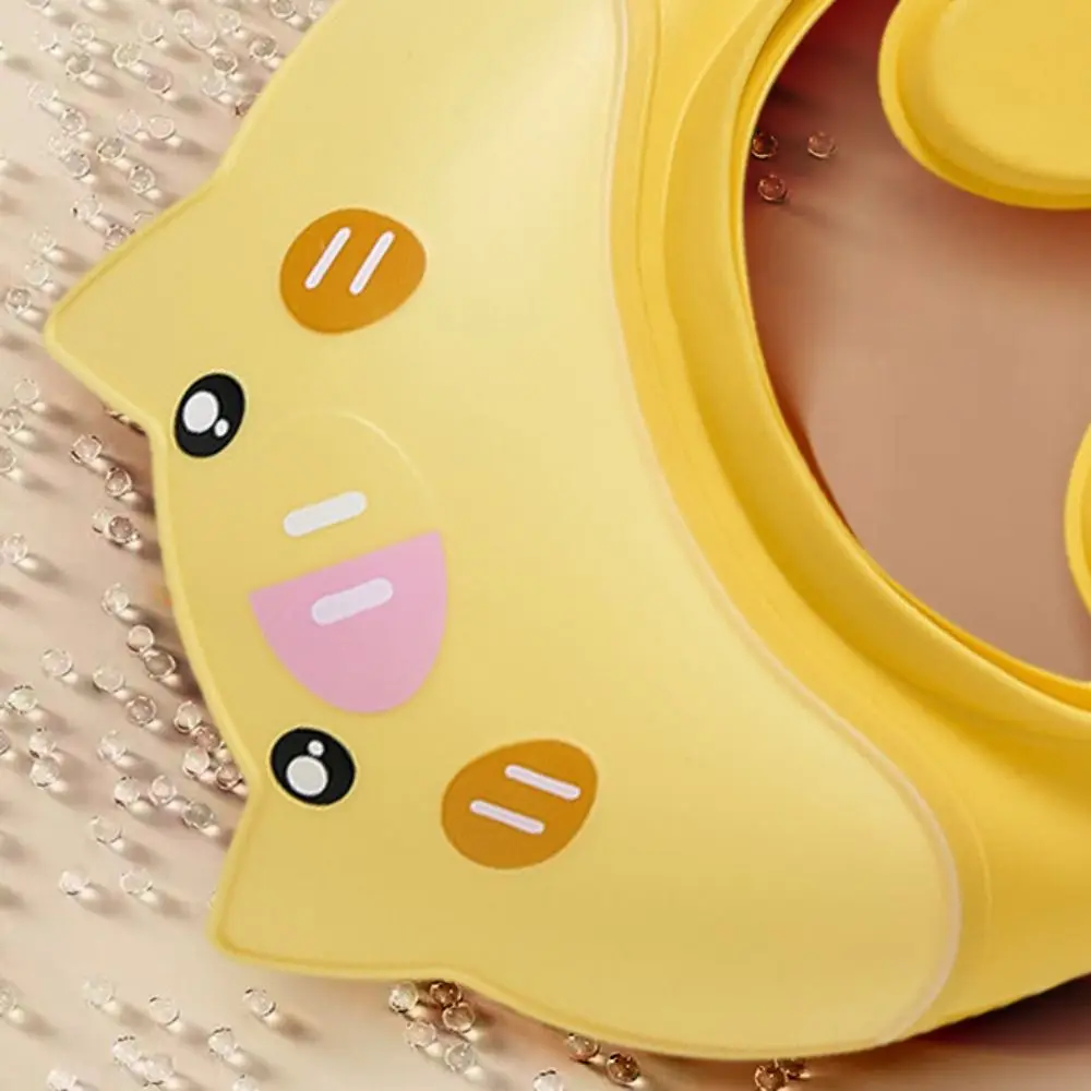 Touca de banho de bebê em formato de animal fofo, macia, ajustável, shampoo, à prova d'água, proteção para os ouvidos, touca de banho infantil