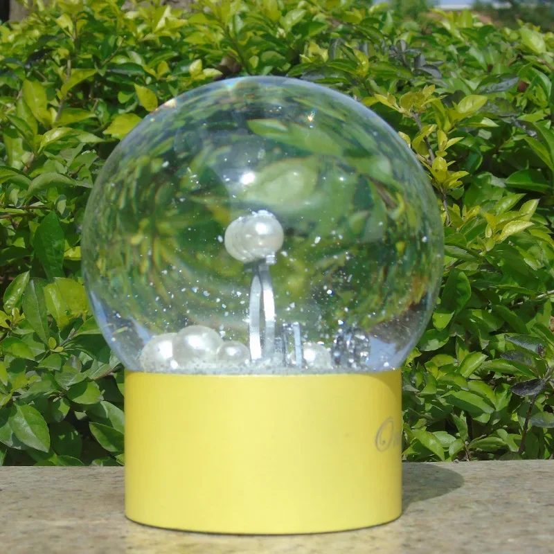 Thumbnail 3 - #24 Latest Snow Globes Offers