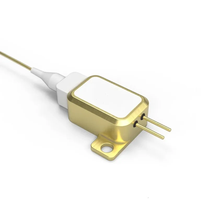 Оптоволоконный модуль высокой мощности 1064 нм 1470 нм 1550 нм 8-10-12 Вт оптоволокно